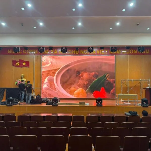 Lắp Đặt Màn Hình Led Phòng Họp